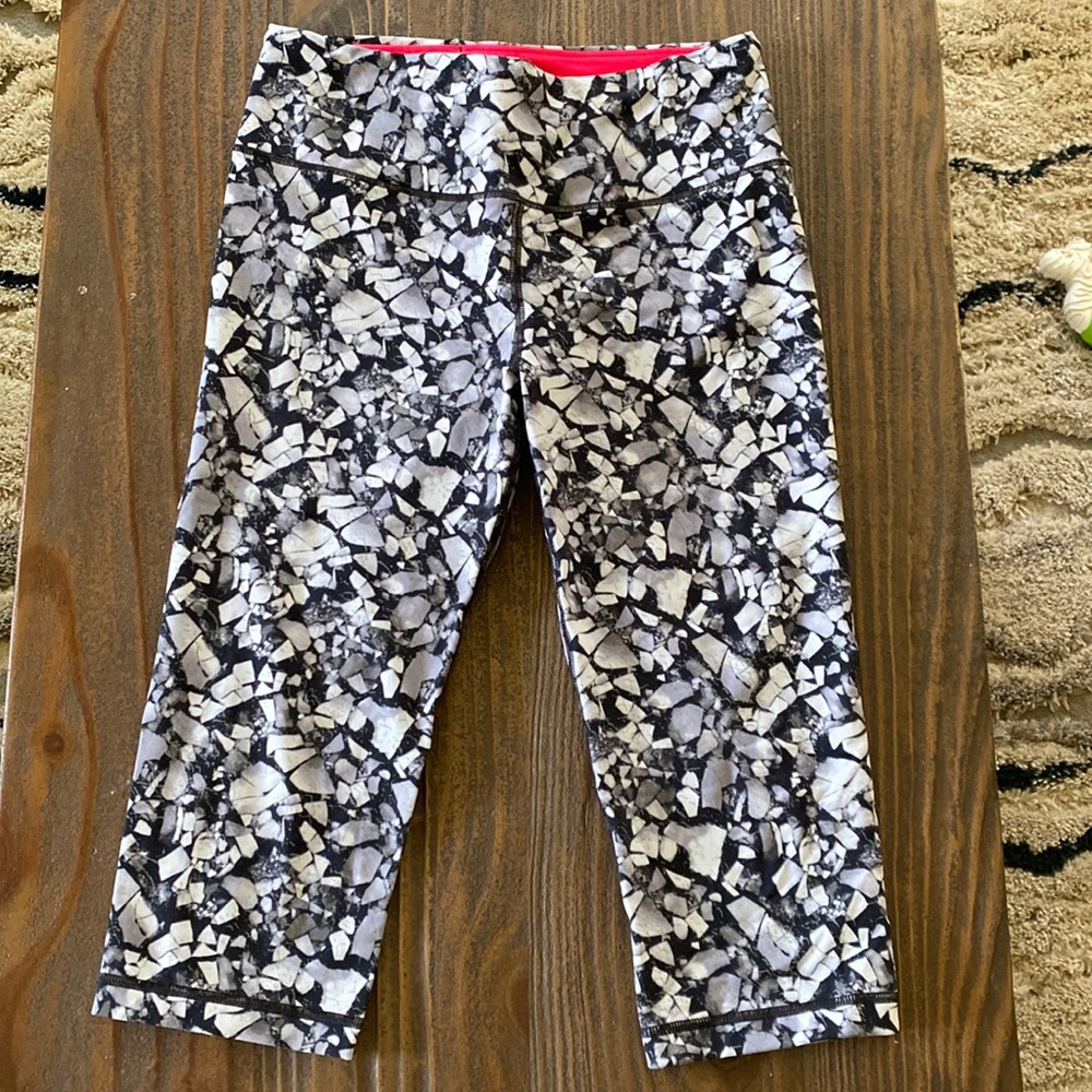 Victoria’s Secret legging